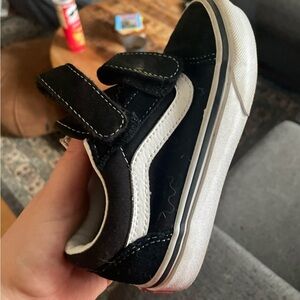 Boys old school vans size 11